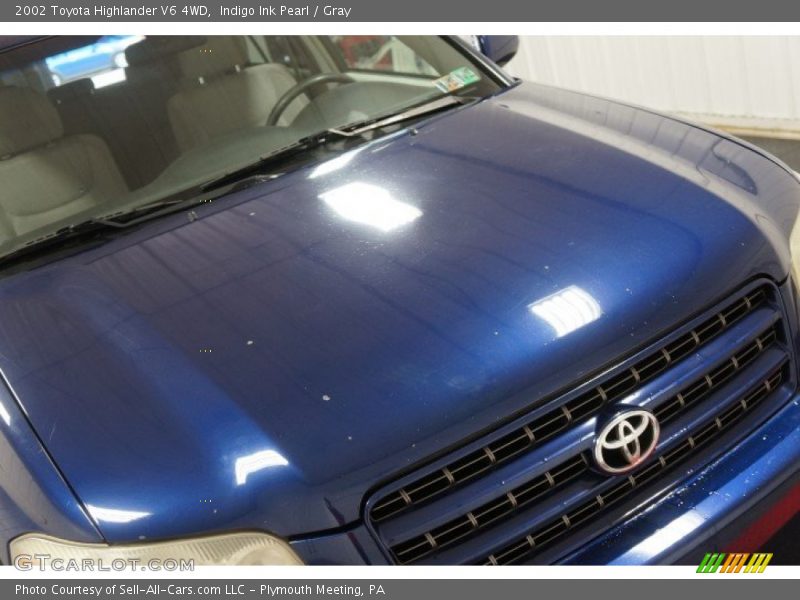 Indigo Ink Pearl / Gray 2002 Toyota Highlander V6 4WD