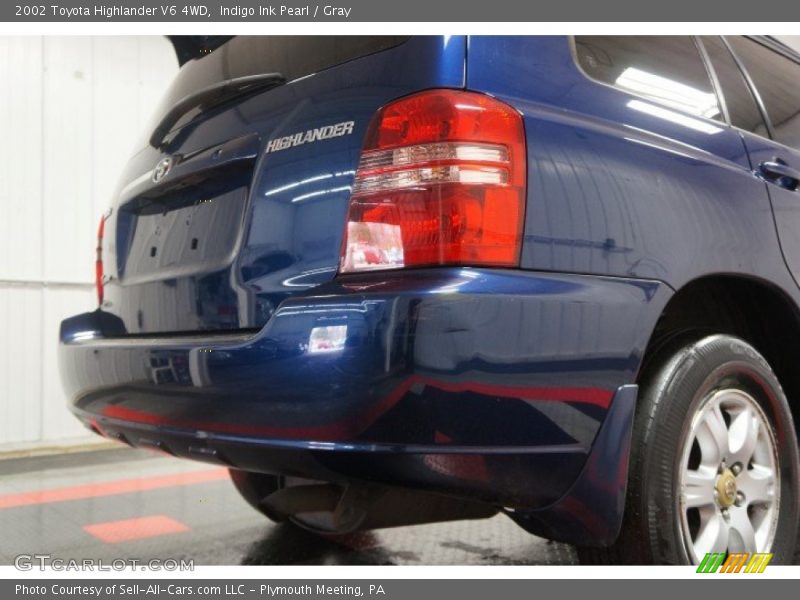 Indigo Ink Pearl / Gray 2002 Toyota Highlander V6 4WD