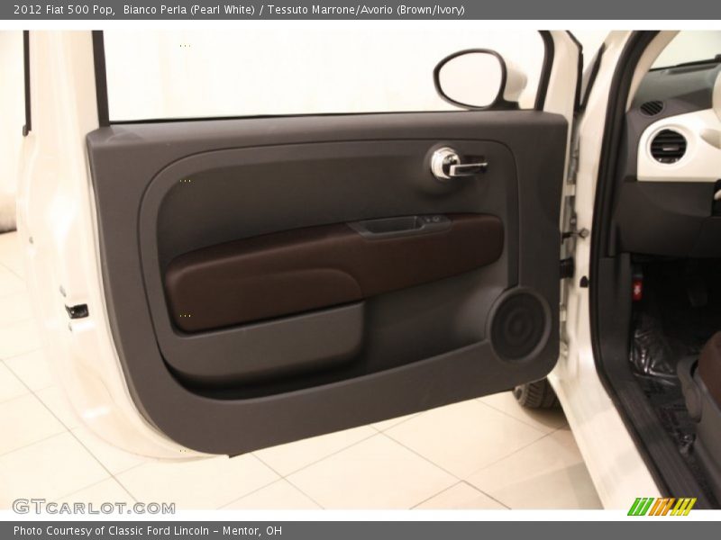 Bianco Perla (Pearl White) / Tessuto Marrone/Avorio (Brown/Ivory) 2012 Fiat 500 Pop