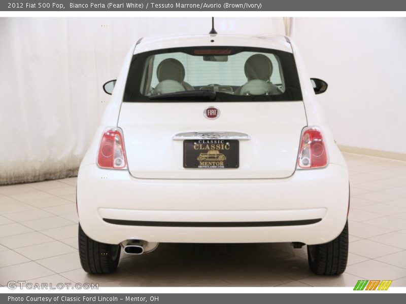 Bianco Perla (Pearl White) / Tessuto Marrone/Avorio (Brown/Ivory) 2012 Fiat 500 Pop