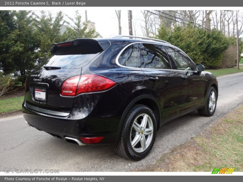 Black / Luxor Beige 2011 Porsche Cayenne S