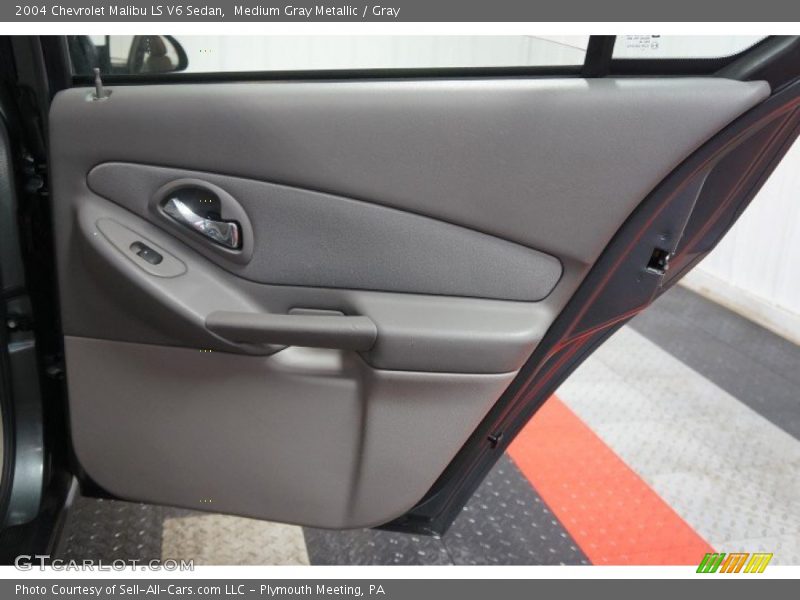Medium Gray Metallic / Gray 2004 Chevrolet Malibu LS V6 Sedan