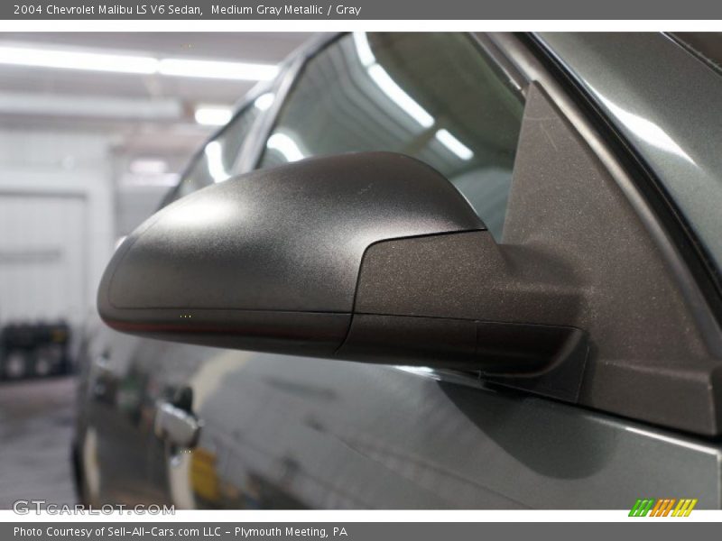 Medium Gray Metallic / Gray 2004 Chevrolet Malibu LS V6 Sedan