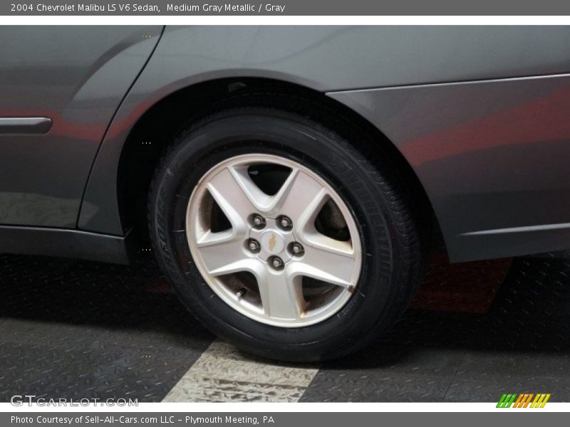 Medium Gray Metallic / Gray 2004 Chevrolet Malibu LS V6 Sedan