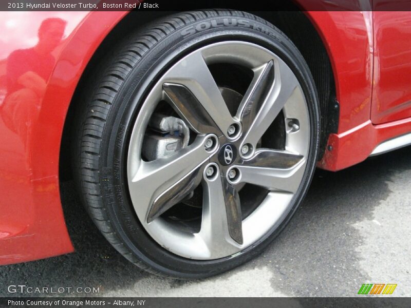 Boston Red / Black 2013 Hyundai Veloster Turbo
