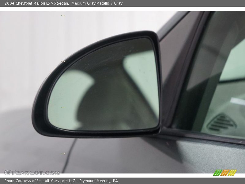 Medium Gray Metallic / Gray 2004 Chevrolet Malibu LS V6 Sedan