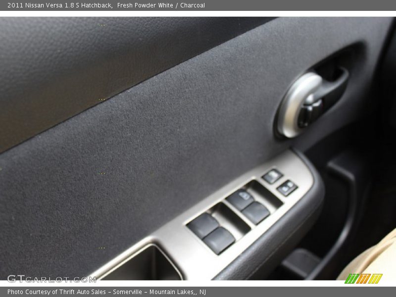 Fresh Powder White / Charcoal 2011 Nissan Versa 1.8 S Hatchback