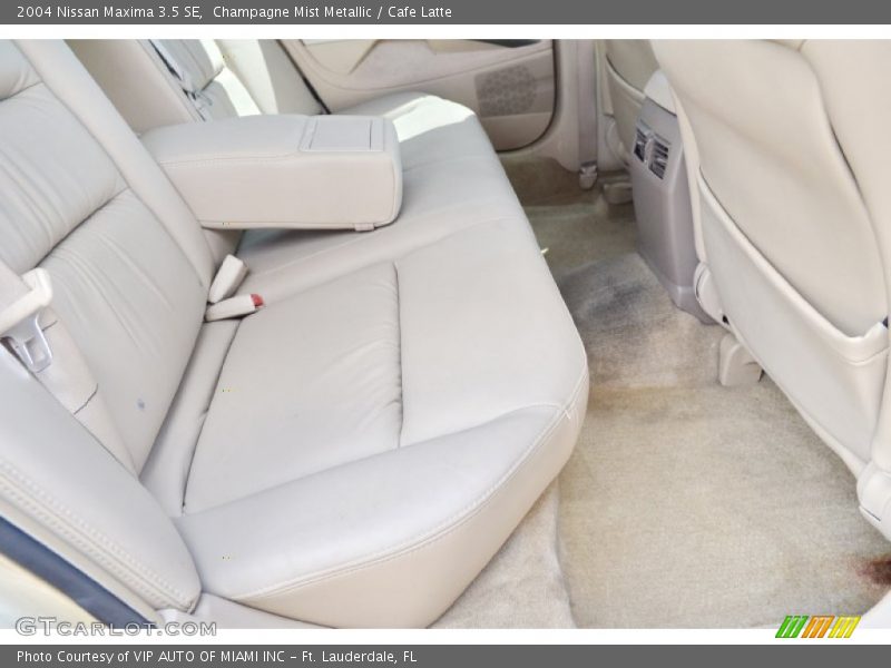 Champagne Mist Metallic / Cafe Latte 2004 Nissan Maxima 3.5 SE