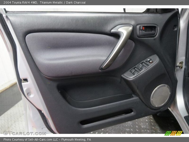 Titanium Metallic / Dark Charcoal 2004 Toyota RAV4 4WD