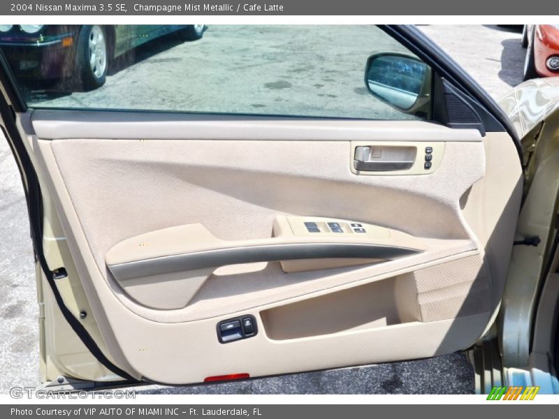 Champagne Mist Metallic / Cafe Latte 2004 Nissan Maxima 3.5 SE