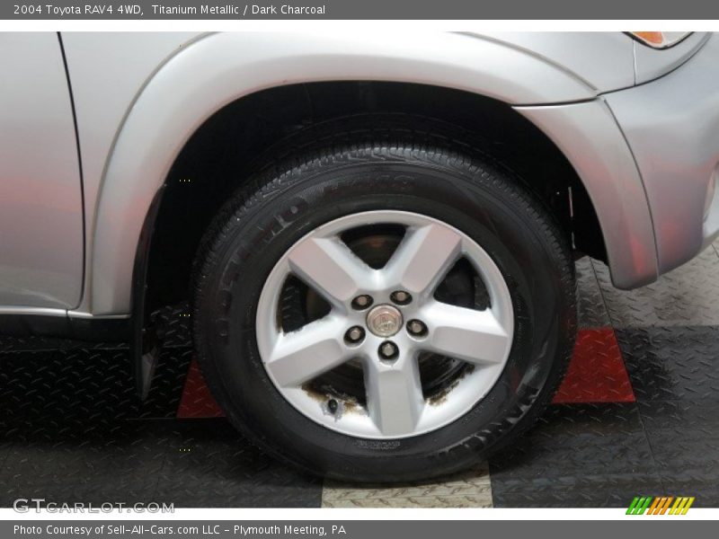 Titanium Metallic / Dark Charcoal 2004 Toyota RAV4 4WD