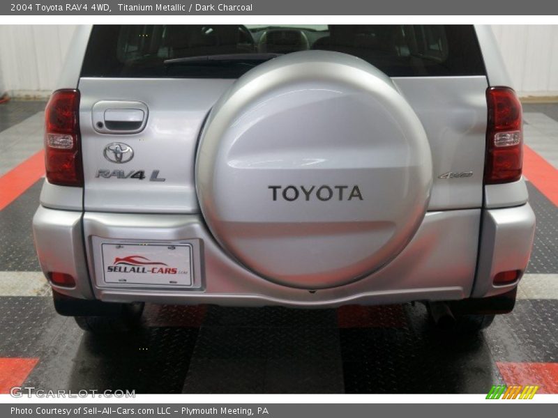 Titanium Metallic / Dark Charcoal 2004 Toyota RAV4 4WD