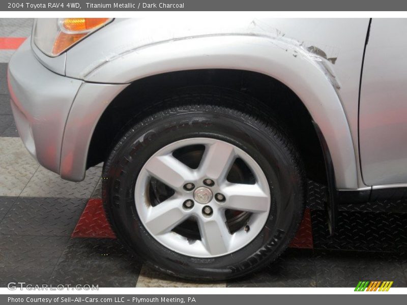 Titanium Metallic / Dark Charcoal 2004 Toyota RAV4 4WD