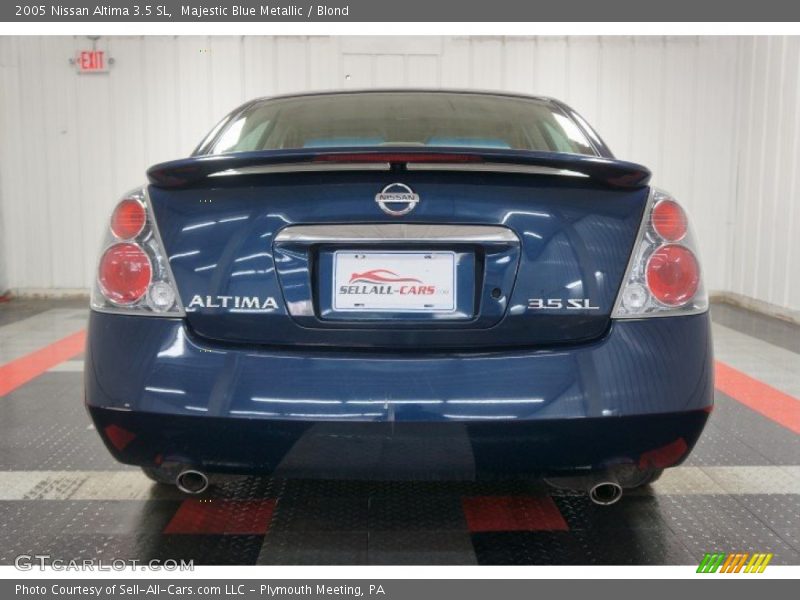 Majestic Blue Metallic / Blond 2005 Nissan Altima 3.5 SL
