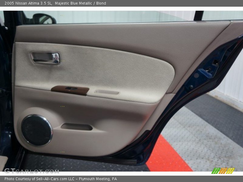 Majestic Blue Metallic / Blond 2005 Nissan Altima 3.5 SL
