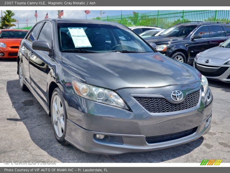 Magnetic Gray Metallic / Ash 2007 Toyota Camry XLE