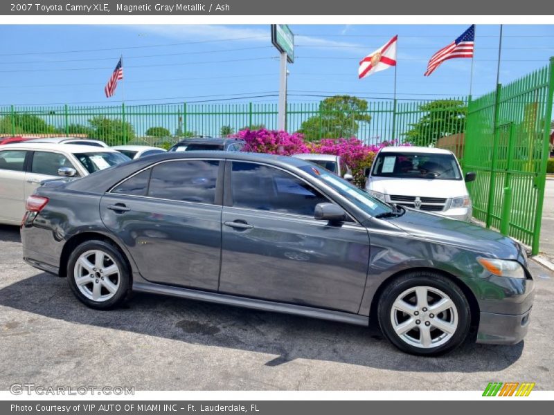 Magnetic Gray Metallic / Ash 2007 Toyota Camry XLE