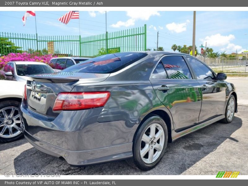 Magnetic Gray Metallic / Ash 2007 Toyota Camry XLE