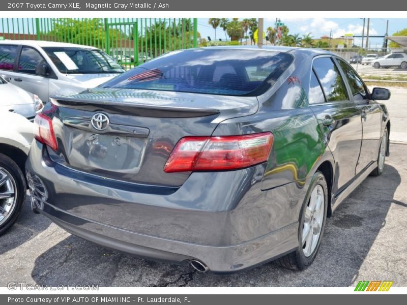 Magnetic Gray Metallic / Ash 2007 Toyota Camry XLE