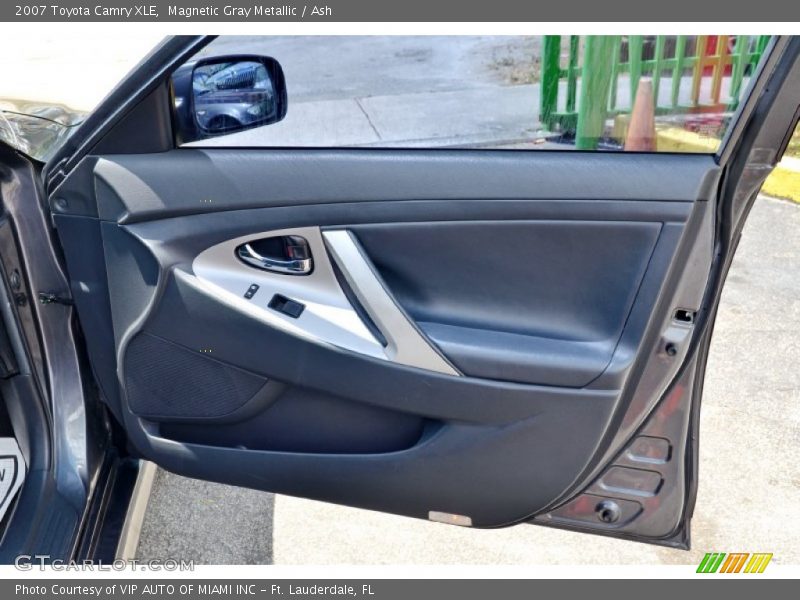Door Panel of 2007 Camry XLE