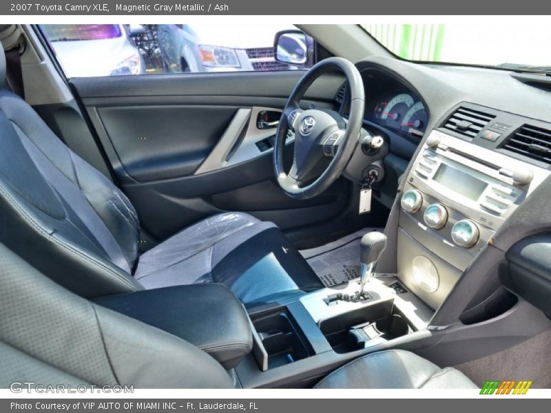 Magnetic Gray Metallic / Ash 2007 Toyota Camry XLE