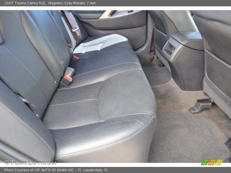 Magnetic Gray Metallic / Ash 2007 Toyota Camry XLE