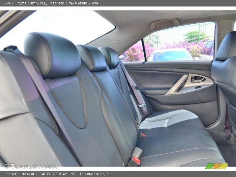 Magnetic Gray Metallic / Ash 2007 Toyota Camry XLE