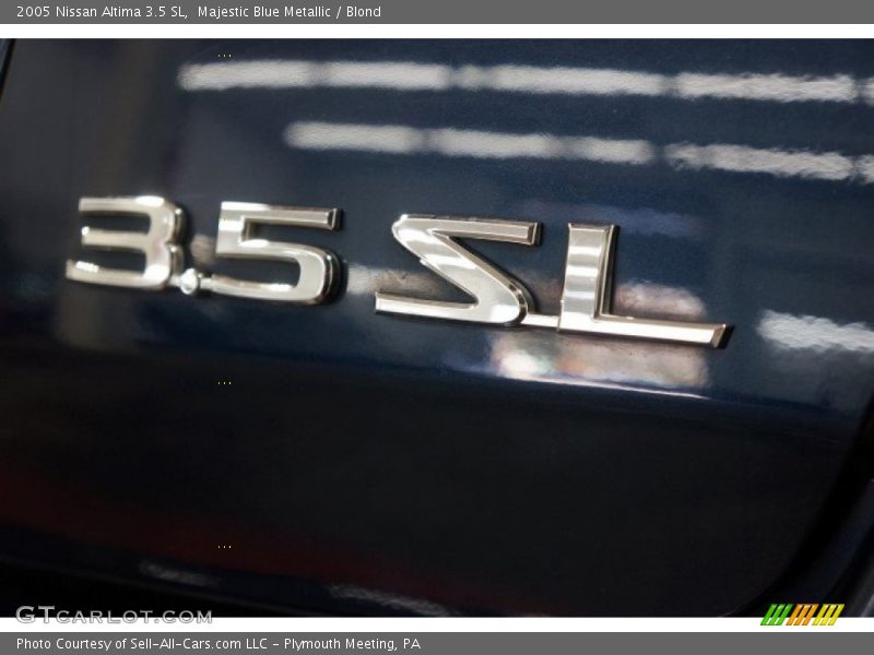 Majestic Blue Metallic / Blond 2005 Nissan Altima 3.5 SL