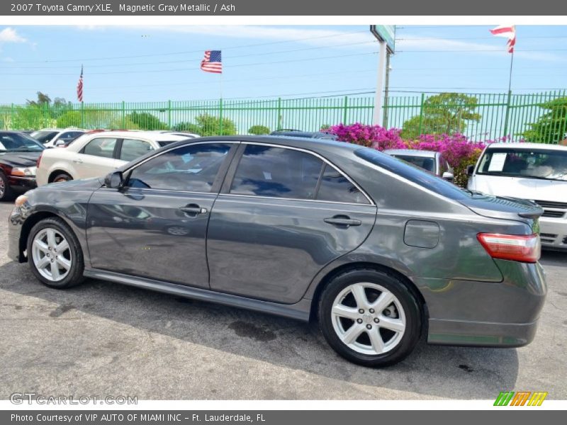 Magnetic Gray Metallic / Ash 2007 Toyota Camry XLE