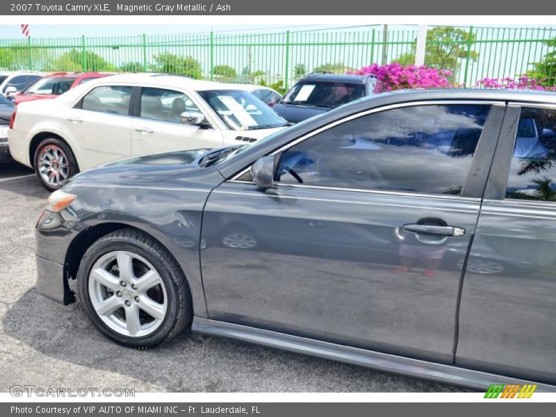 Magnetic Gray Metallic / Ash 2007 Toyota Camry XLE