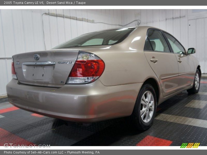 Desert Sand Mica / Taupe 2005 Toyota Camry LE V6