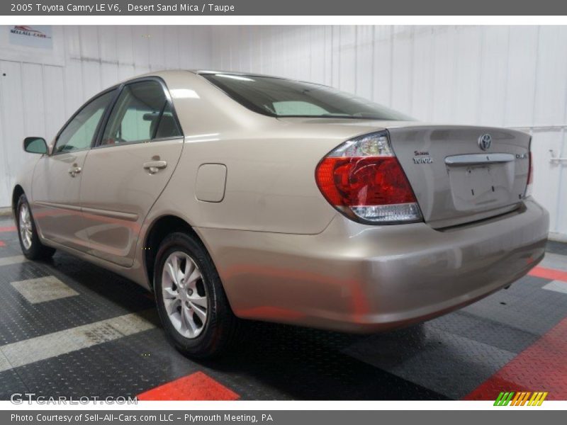 Desert Sand Mica / Taupe 2005 Toyota Camry LE V6