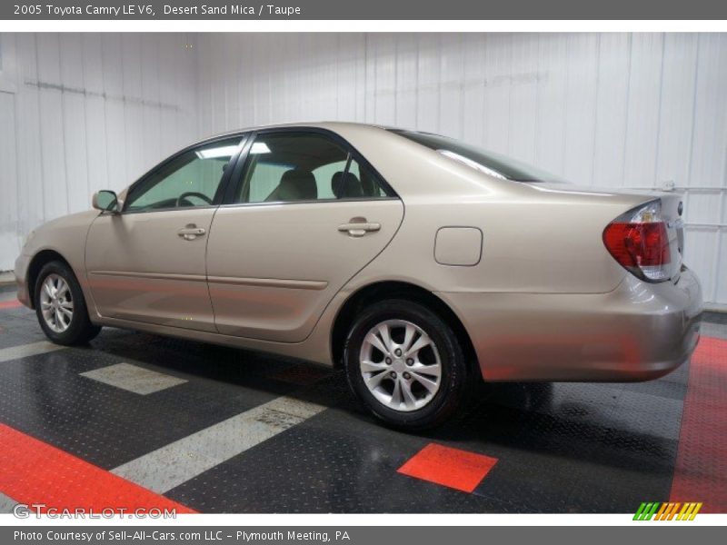 Desert Sand Mica / Taupe 2005 Toyota Camry LE V6