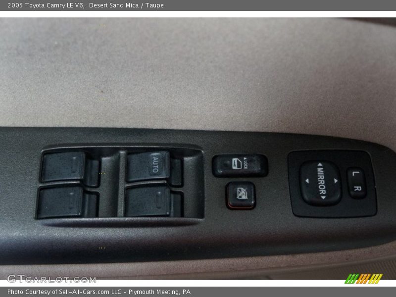 Desert Sand Mica / Taupe 2005 Toyota Camry LE V6