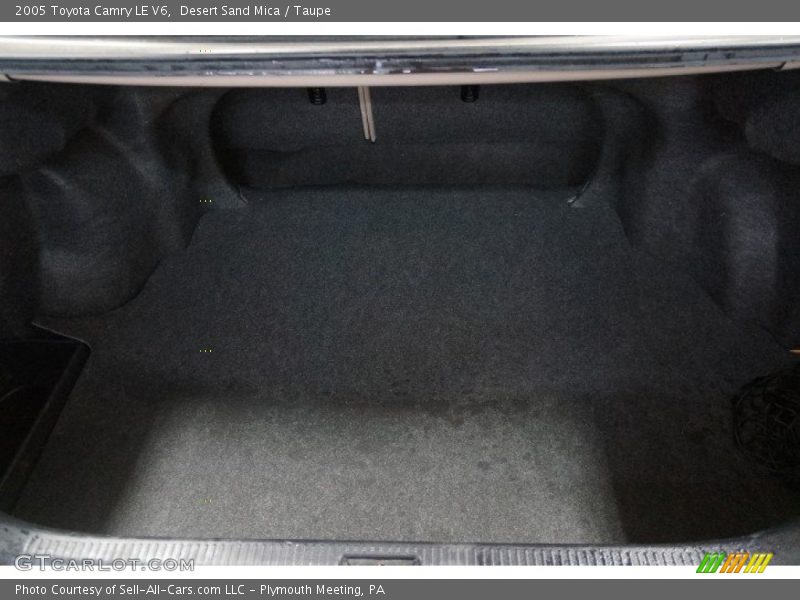 Desert Sand Mica / Taupe 2005 Toyota Camry LE V6
