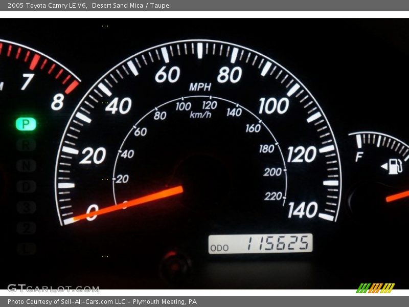 Desert Sand Mica / Taupe 2005 Toyota Camry LE V6