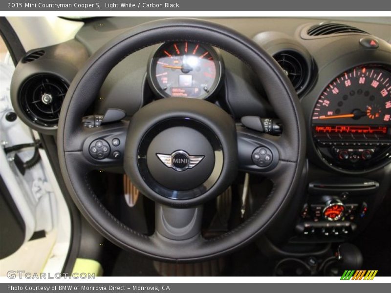 Light White / Carbon Black 2015 Mini Countryman Cooper S