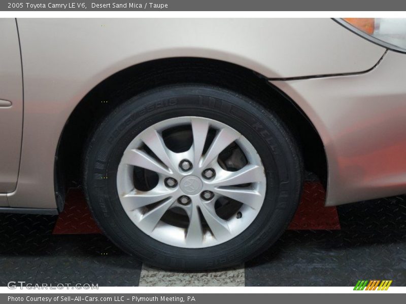  2005 Camry LE V6 Wheel