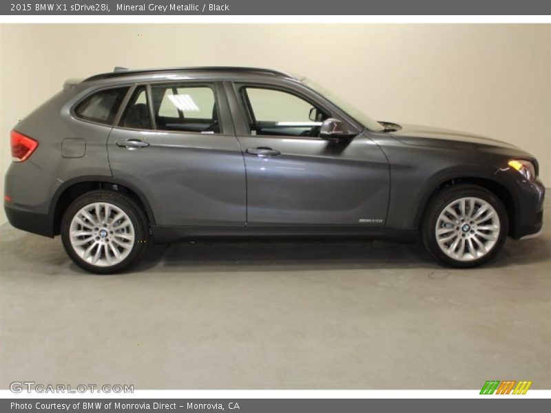 Mineral Grey Metallic / Black 2015 BMW X1 sDrive28i