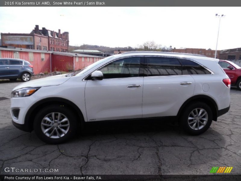 Snow White Pearl / Satin Black 2016 Kia Sorento LX AWD