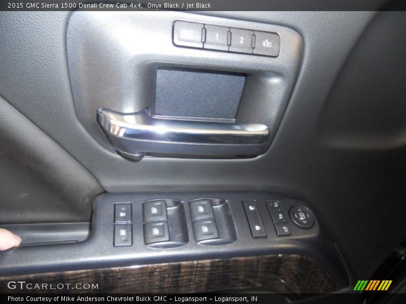 Controls of 2015 Sierra 1500 Denali Crew Cab 4x4