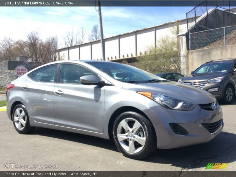 Front 3/4 View of 2013 Elantra GLS