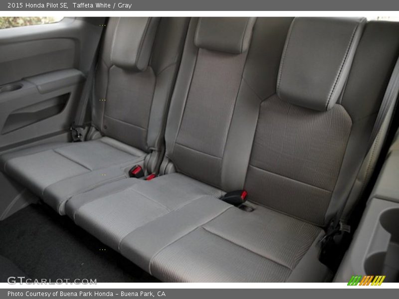 Taffeta White / Gray 2015 Honda Pilot SE