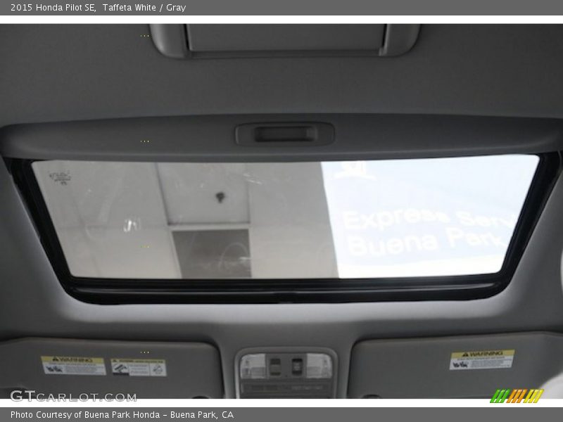Taffeta White / Gray 2015 Honda Pilot SE