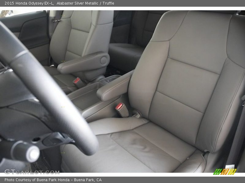 Alabaster Silver Metallic / Truffle 2015 Honda Odyssey EX-L