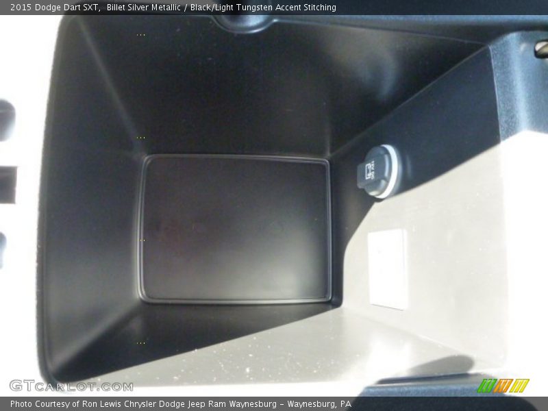 Billet Silver Metallic / Black/Light Tungsten Accent Stitching 2015 Dodge Dart SXT