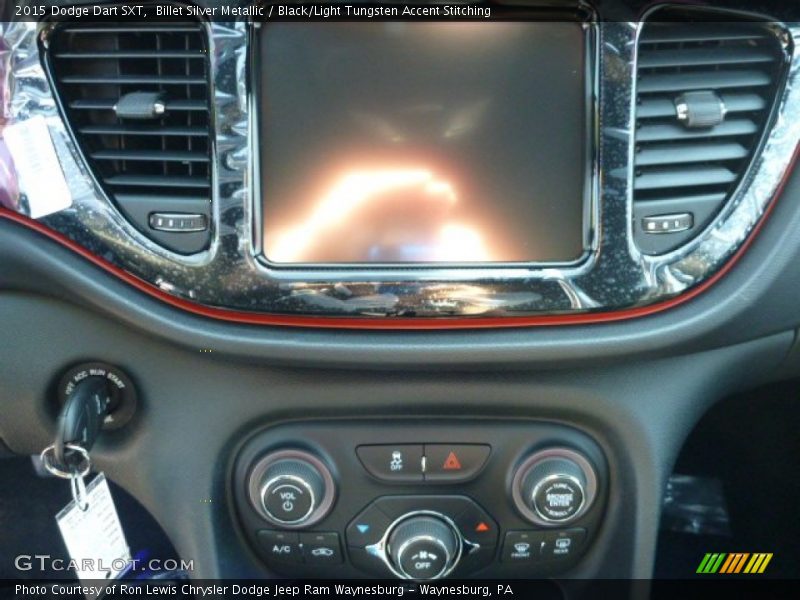Billet Silver Metallic / Black/Light Tungsten Accent Stitching 2015 Dodge Dart SXT