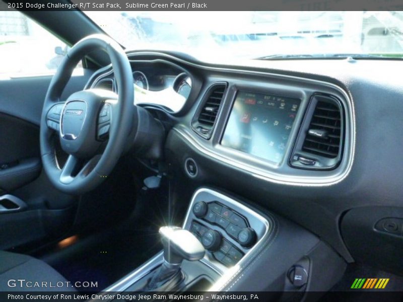 Sublime Green Pearl / Black 2015 Dodge Challenger R/T Scat Pack