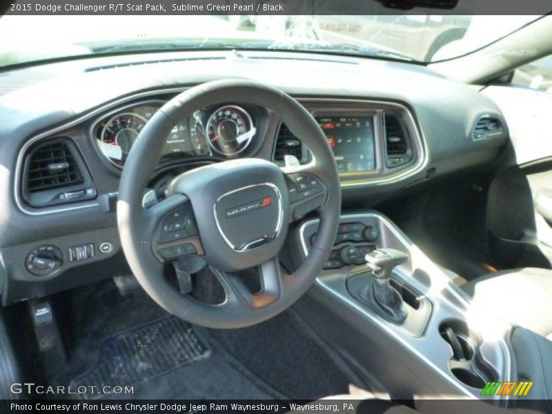 Sublime Green Pearl / Black 2015 Dodge Challenger R/T Scat Pack