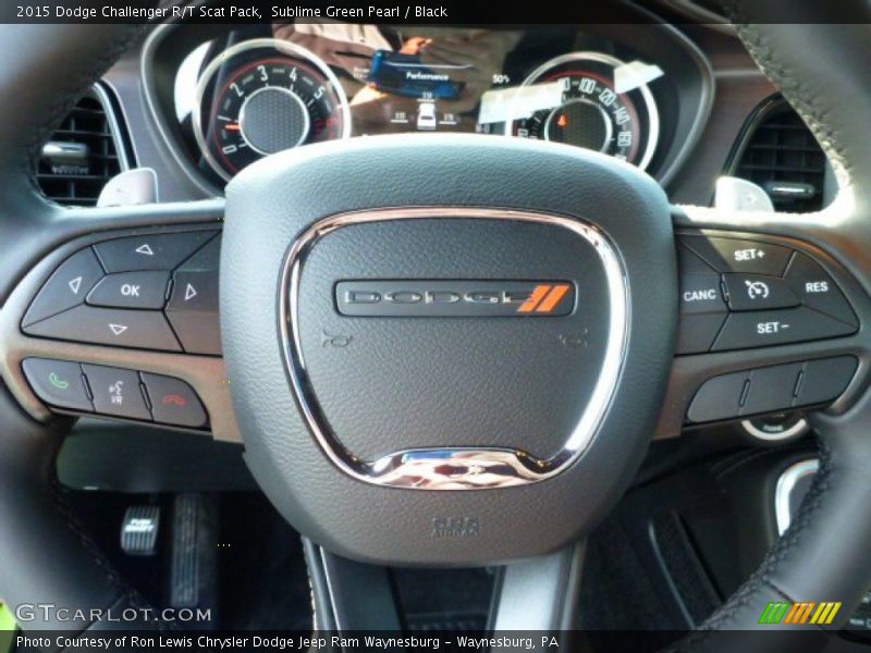 Sublime Green Pearl / Black 2015 Dodge Challenger R/T Scat Pack